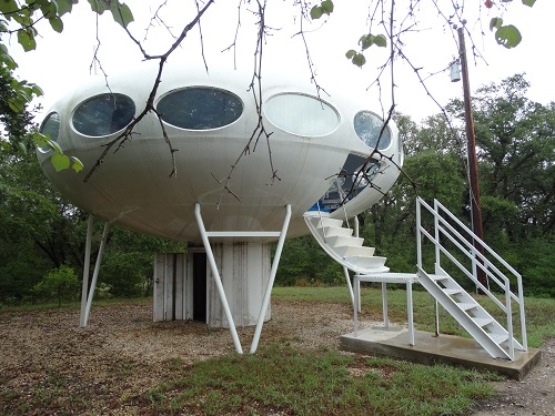 Futuro, Austin, Texas, USA - Photo Taken 091314 - 4