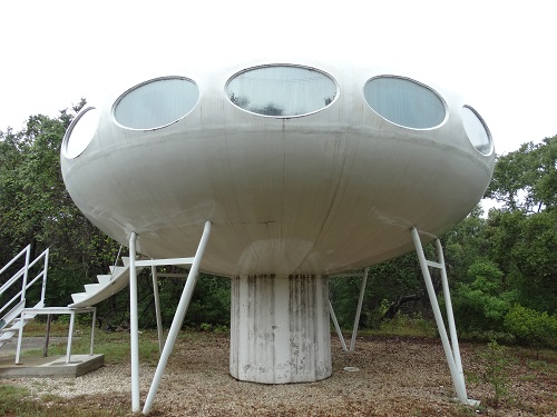 Futuro, Austin, Texas, USA - Photo Taken 091314 - 5