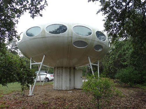 Futuro, Austin, Texas, USA - Photo Taken 091314 - 6