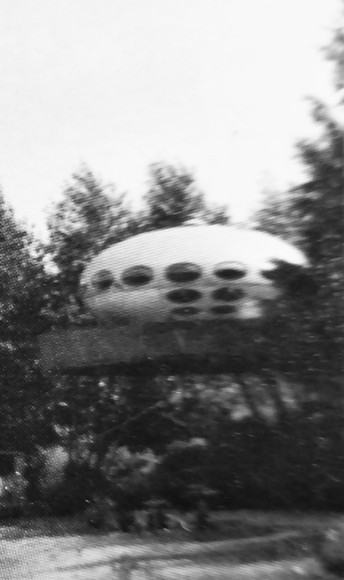 Lahnajarvi Futuro With Deck - Detail From Postcard - Yves Buysse