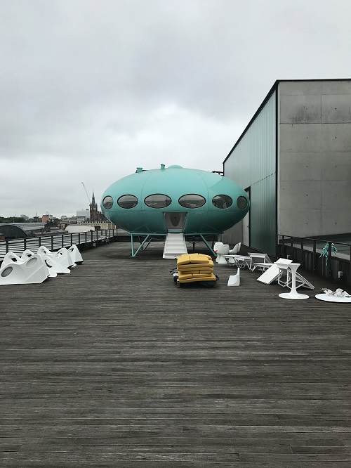 Futuro 22 - About To Move On - Interior Fittings Removed - CB Facebook - 082317