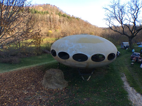 Futuro, Rockland, Wisconsin, USA - Owner Photos 110712 - 5