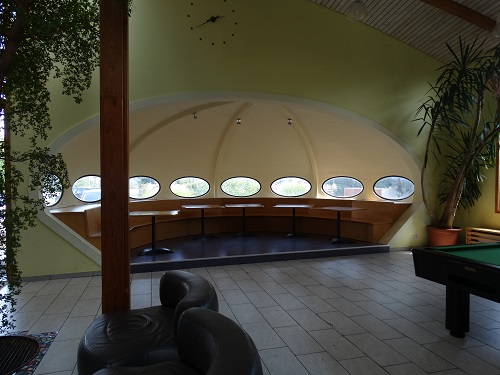 Futuro, Half, Frankfurt am Main - Visited 072616 - 4