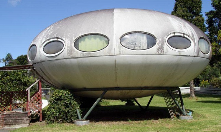 Futuro, Kaimaumau, New Zealand - Sarah Horth - 040312