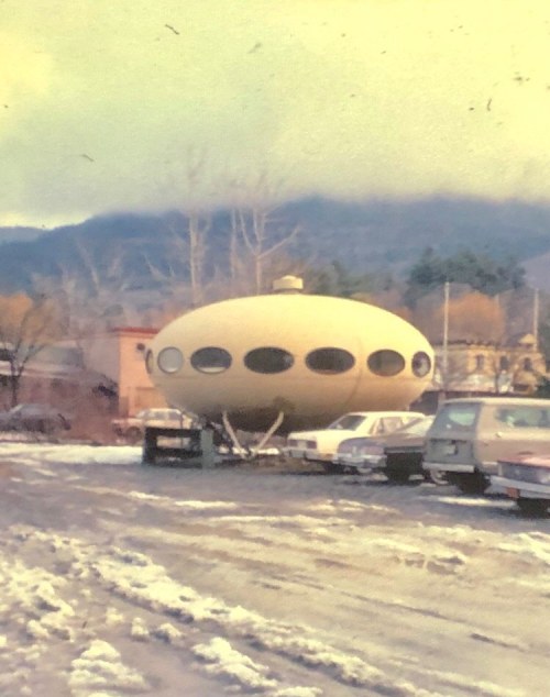 Futuro, Lake George - 1983 - Jim Conlan
