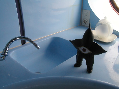 Futuro, Maebashi, Japan - Maniackers Design - Received Feb 2015 - Aliens 11