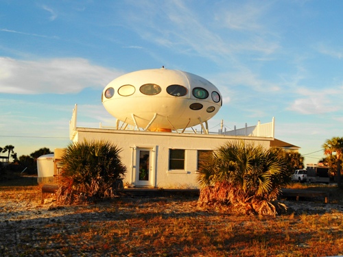 Futuro, Pensacola Beach, Florida, USA - Ken Ratcliff 2