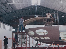 Chinese Futuro Replica 5